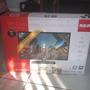 RCA Home + travel HD LED TV 19”